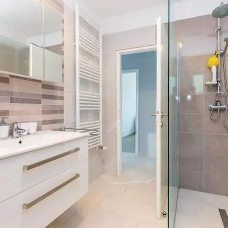 Apartment Laura Kostrena