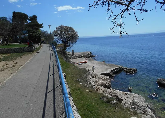 Apartman Laura Kostrena