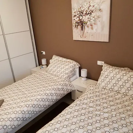 Laura Apartman Kostrena