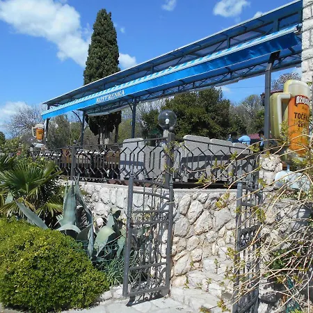 Laura Apartman Kostrena